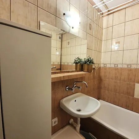 Apartmán Mieszkanie Niedaleko Plazy - Wyscigi