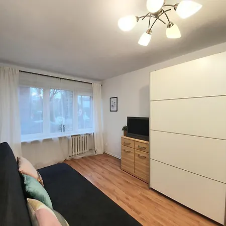 Mieszkanie Niedaleko Plazy - Wyscigi Apartmán *